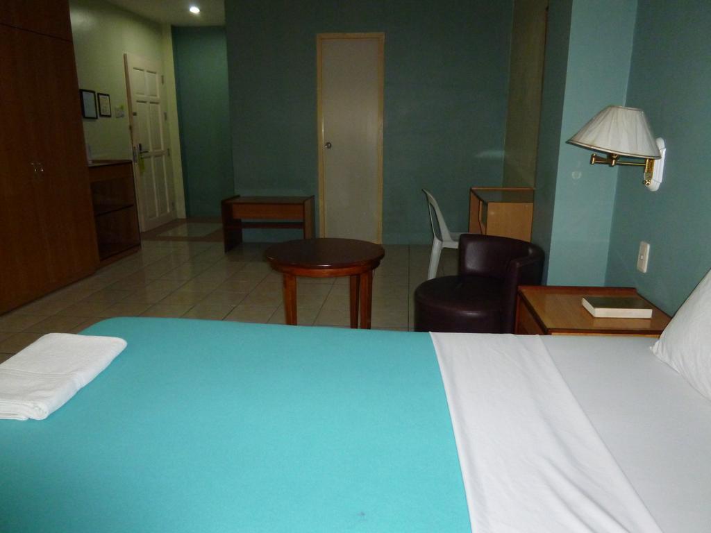 Sequoia Inn Davao City Szoba fotó