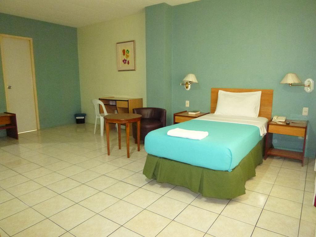 Sequoia Inn Davao City Szoba fotó
